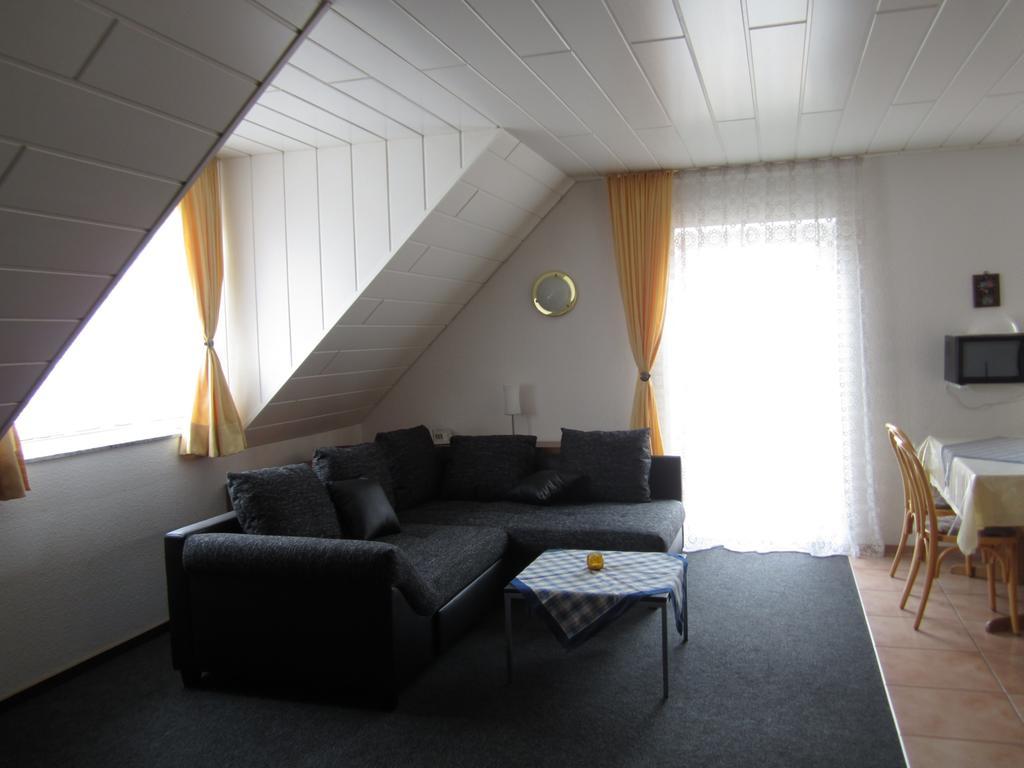 Hotel Waldparkstube Бад Шьонборн Екстериор снимка